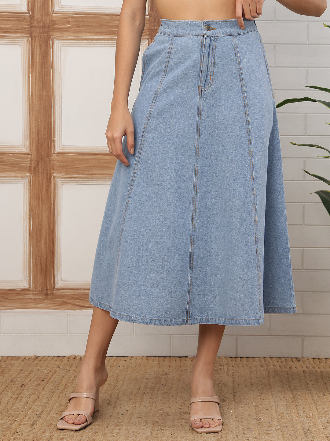 Women’s Light Blue Ice Wash Midi Denim Skirt