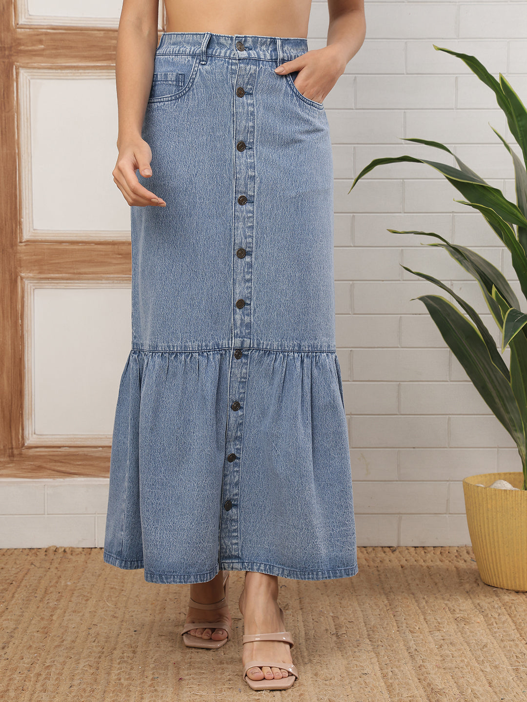 Women’s Light Blue Button-Down Tiered Denim Maxi Skirt