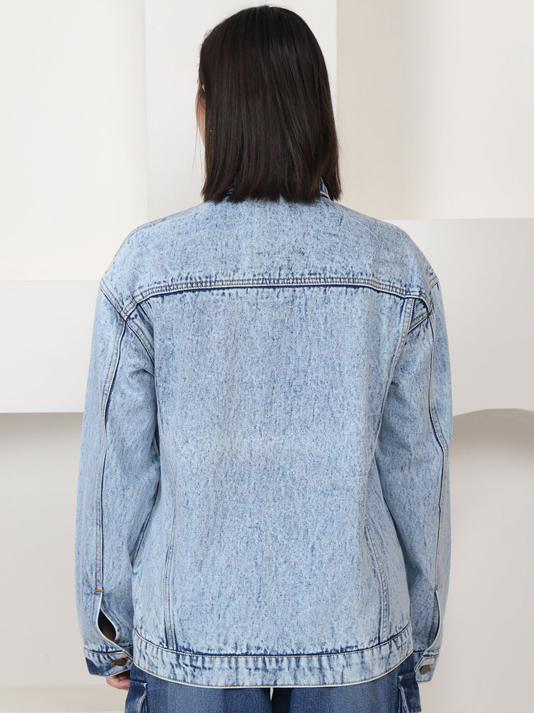 PUELLA Ice-Wash Oversized Button-Down Denim Jacket