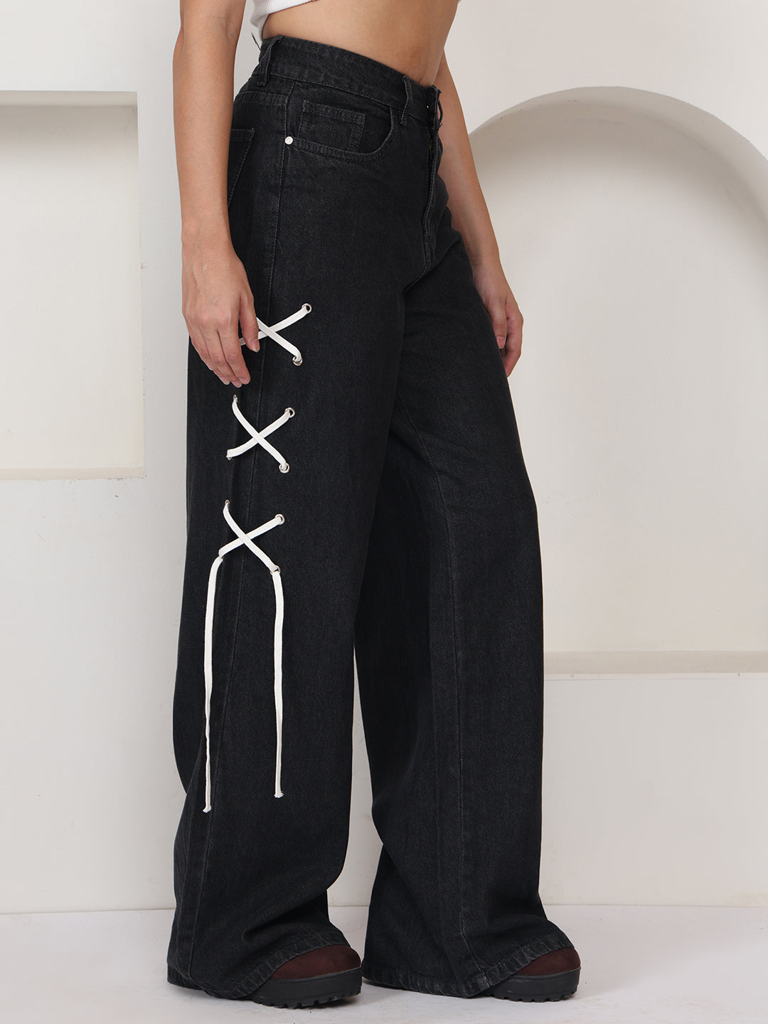 PUELLA Women Dark Black High-Rise Wide Leg Jeans with Side Detailing