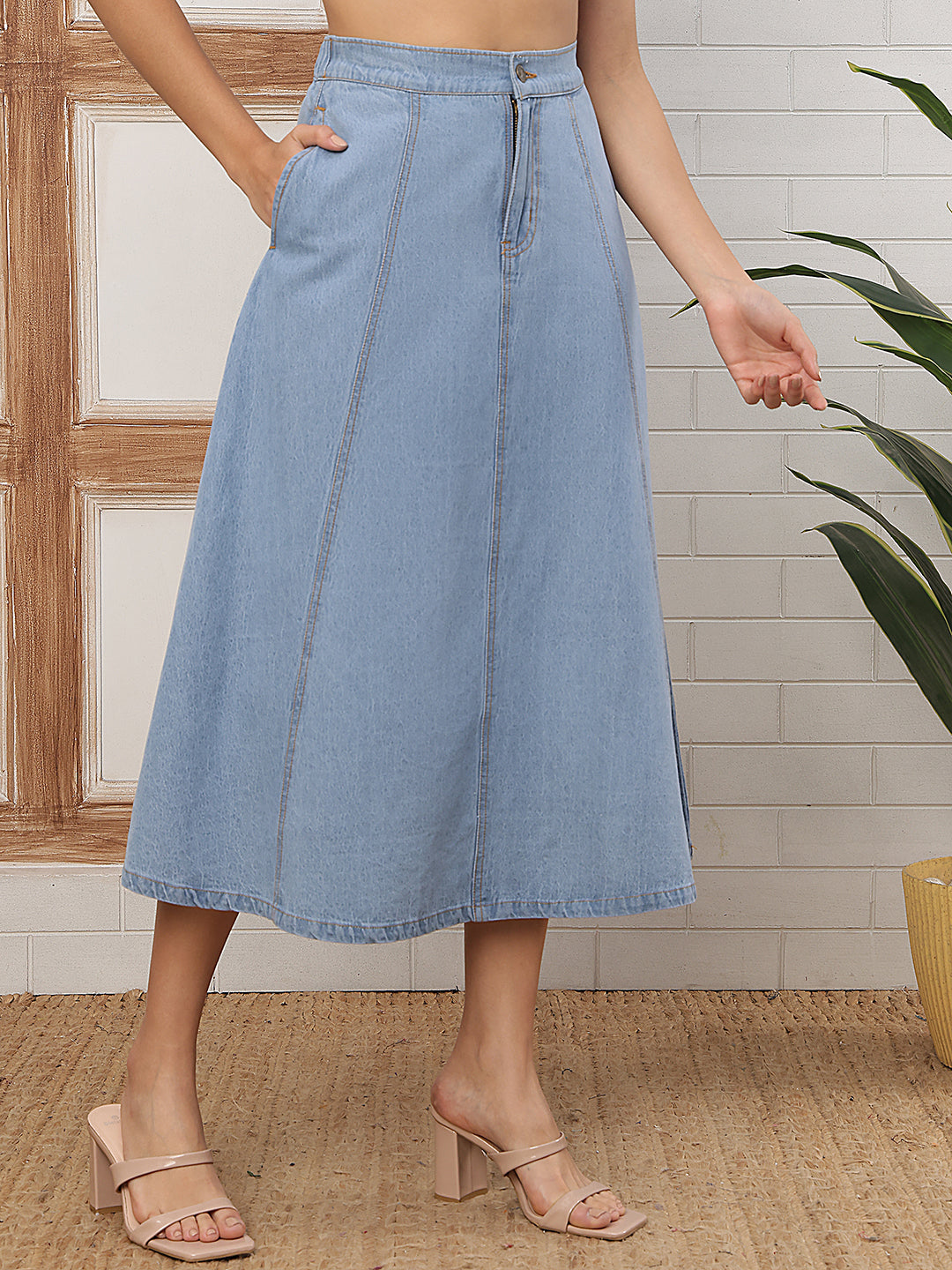 Women’s Light Blue Ice Wash Midi Denim Skirt