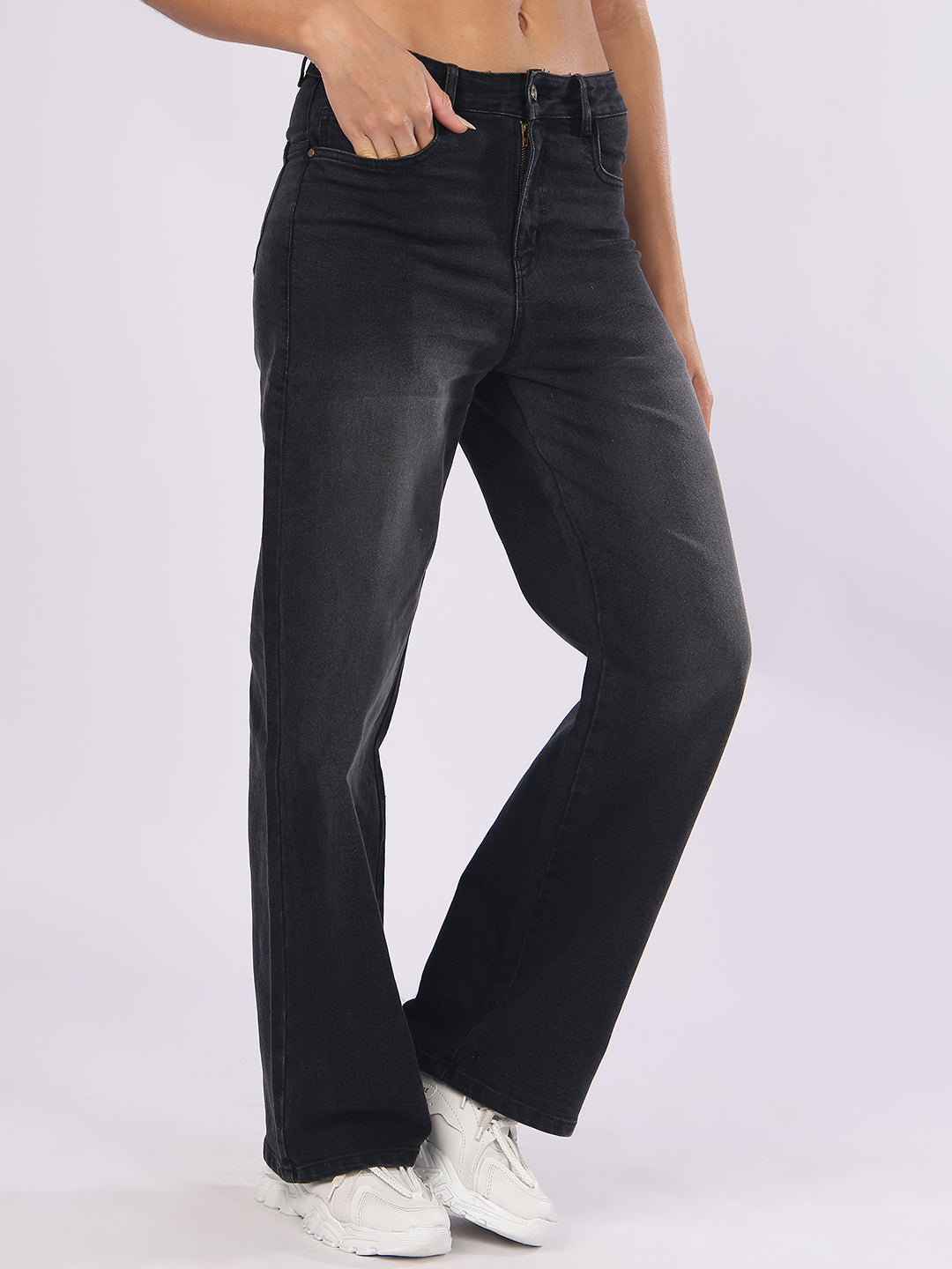 Women’s Black Straight Fit Denim Jeans