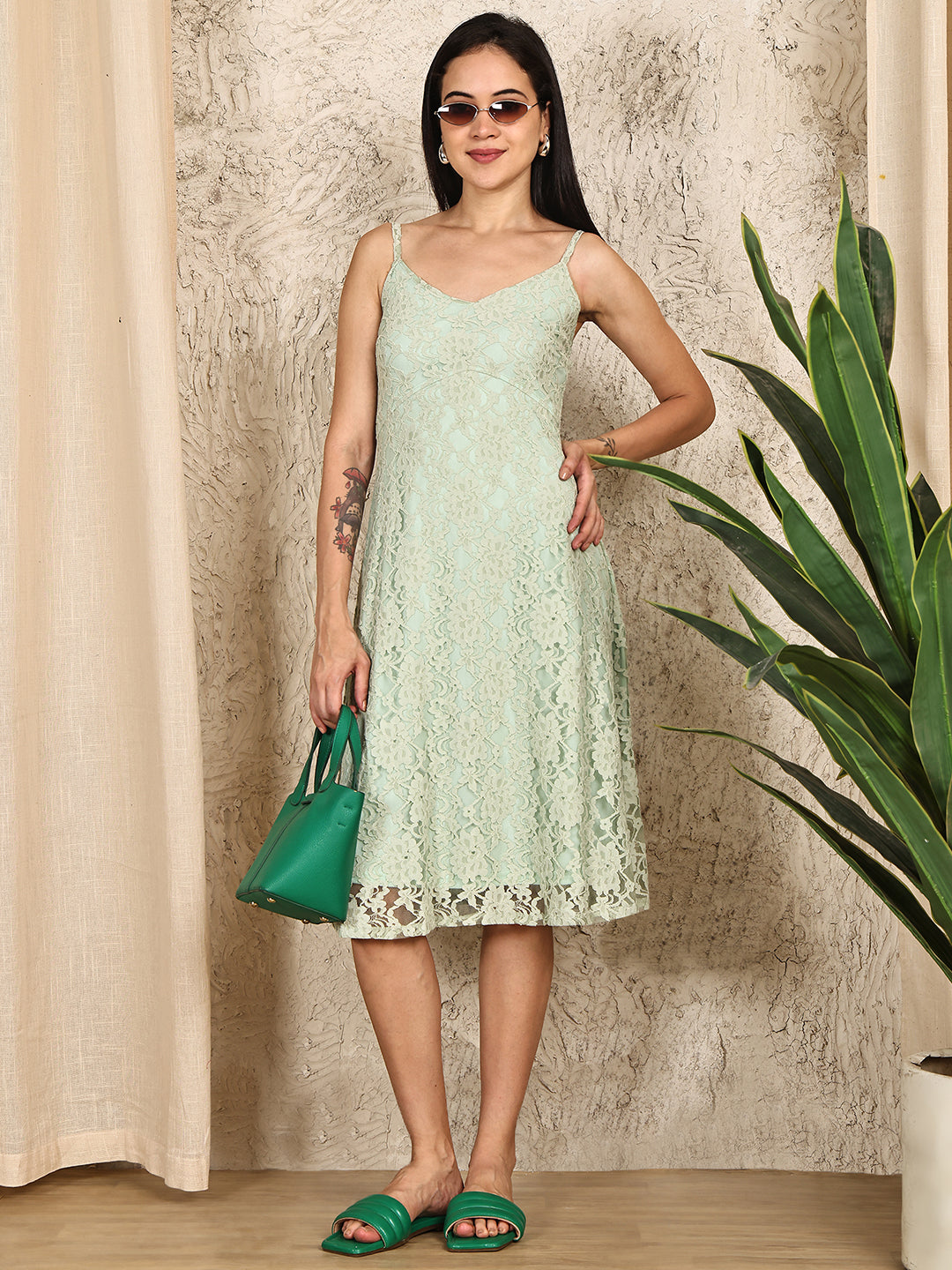 PUELLA Women’s Mint Green Lace A-Line Dress with Spaghetti Straps