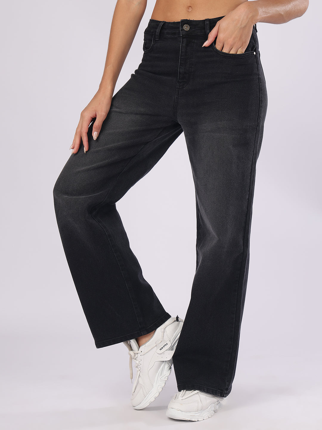 Women’s Black Straight Fit Denim Jeans