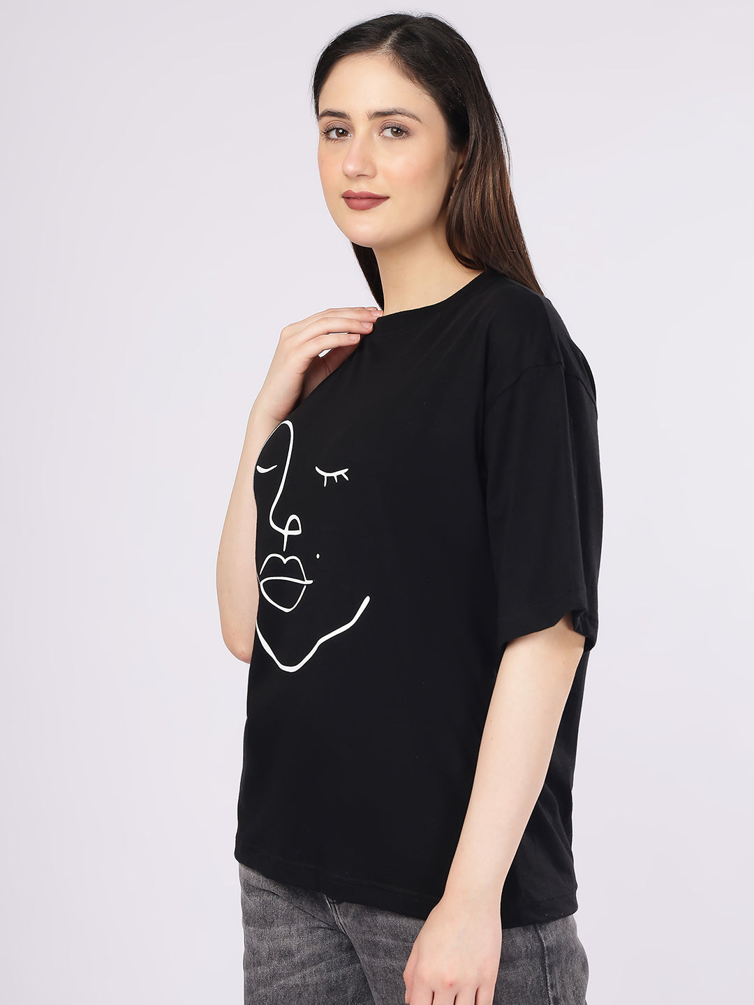 Dozer Artistic Face Line Art Black Oversized T-Shirt