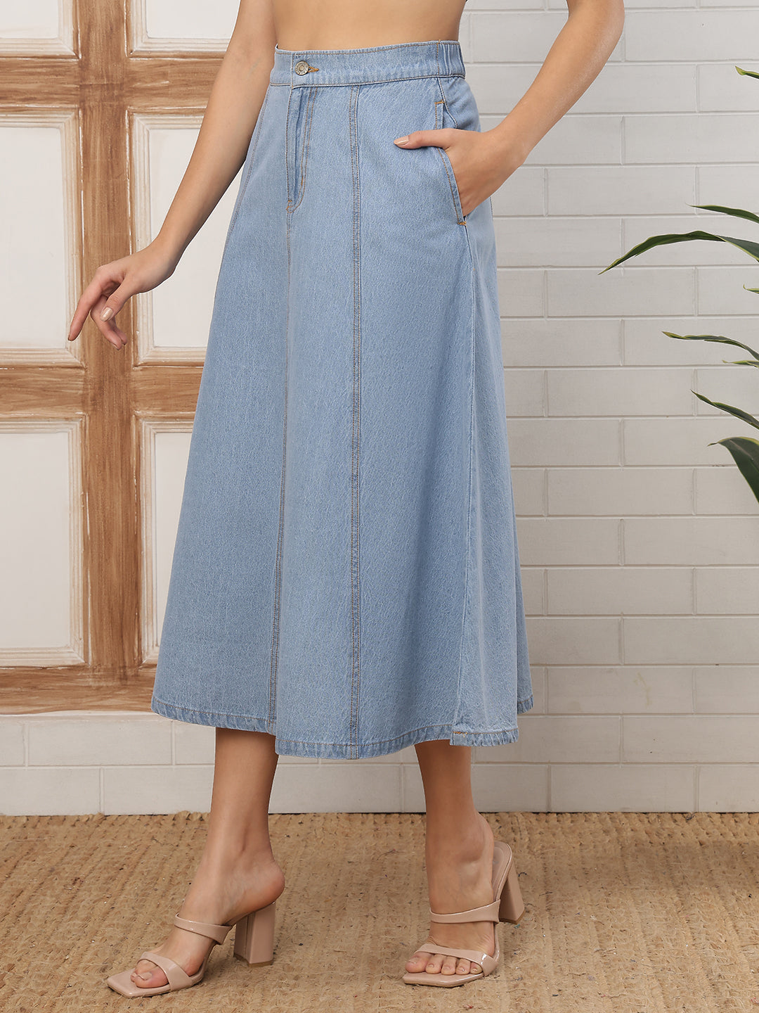 Women’s Light Blue Ice Wash Midi Denim Skirt