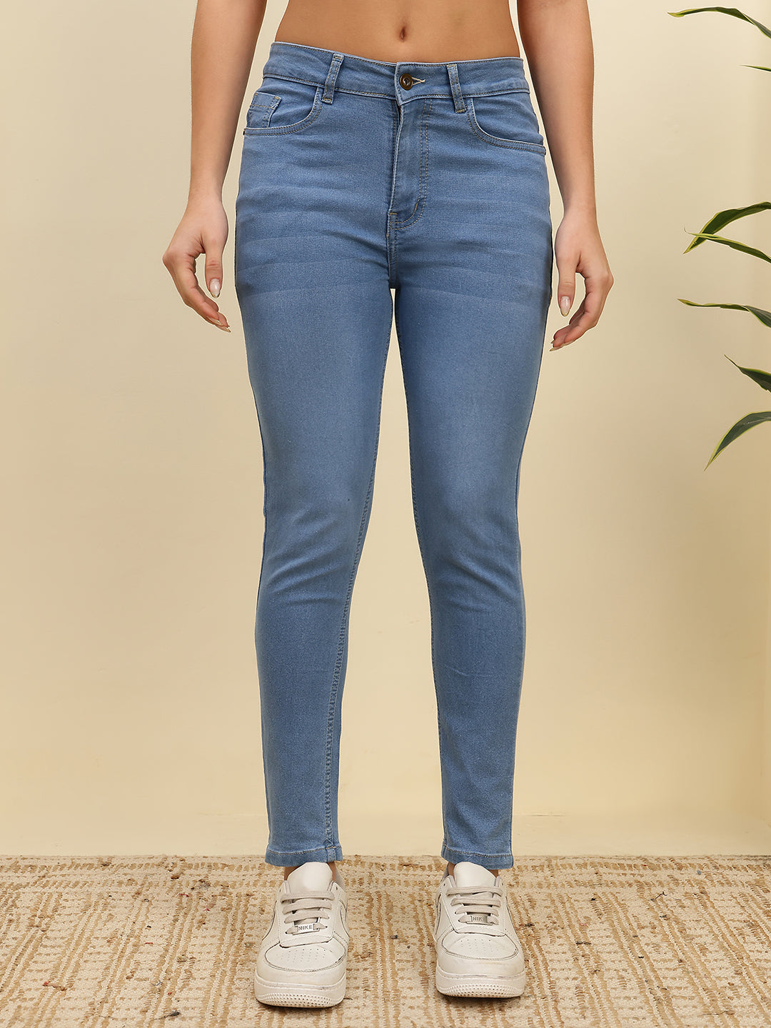Women’s Mid Blue Mid-Rise Skinny Fit Jeans