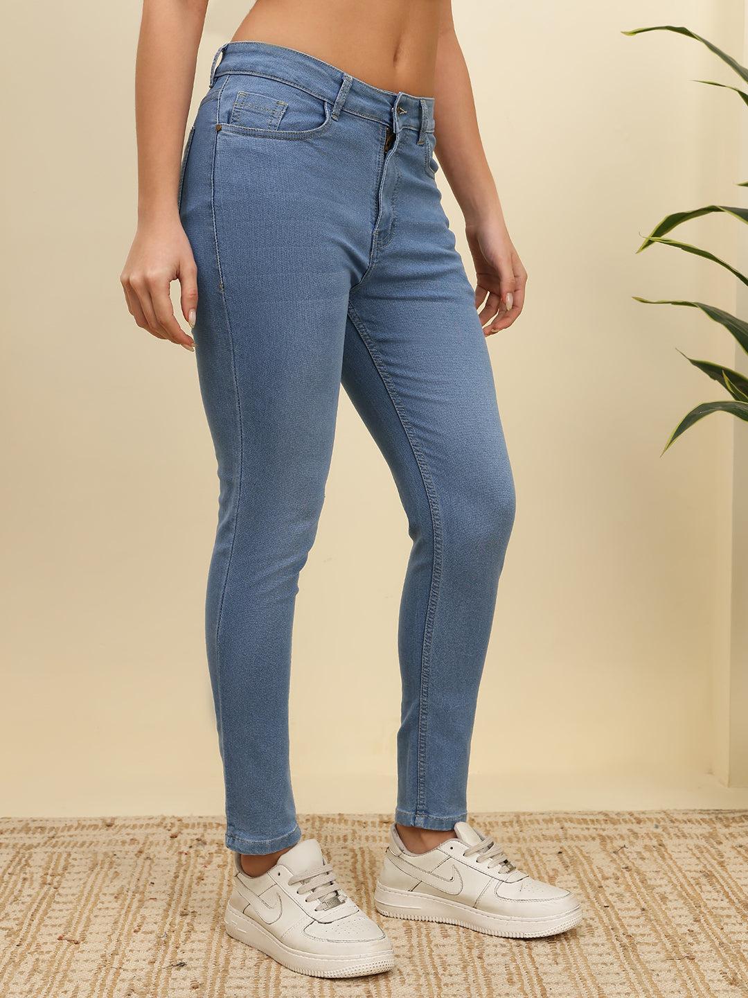 Women’s Mid Blue Mid-Rise Skinny Fit Jeans