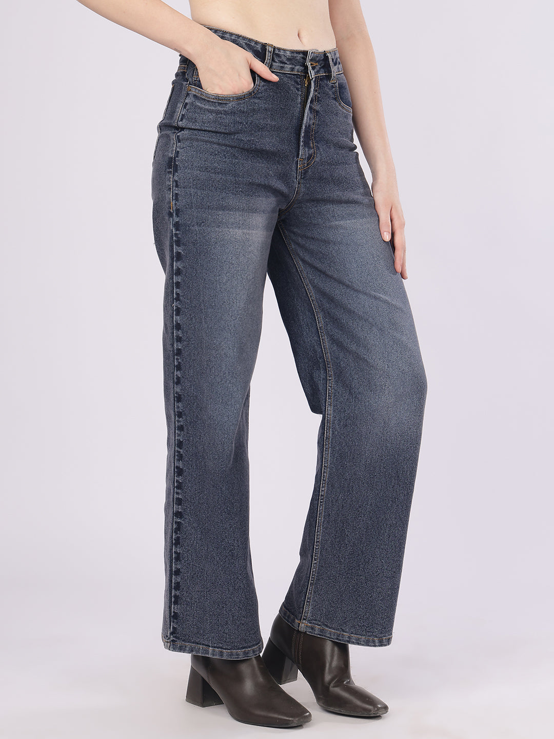 Women’s Blue Straight Fit Denim Jeans