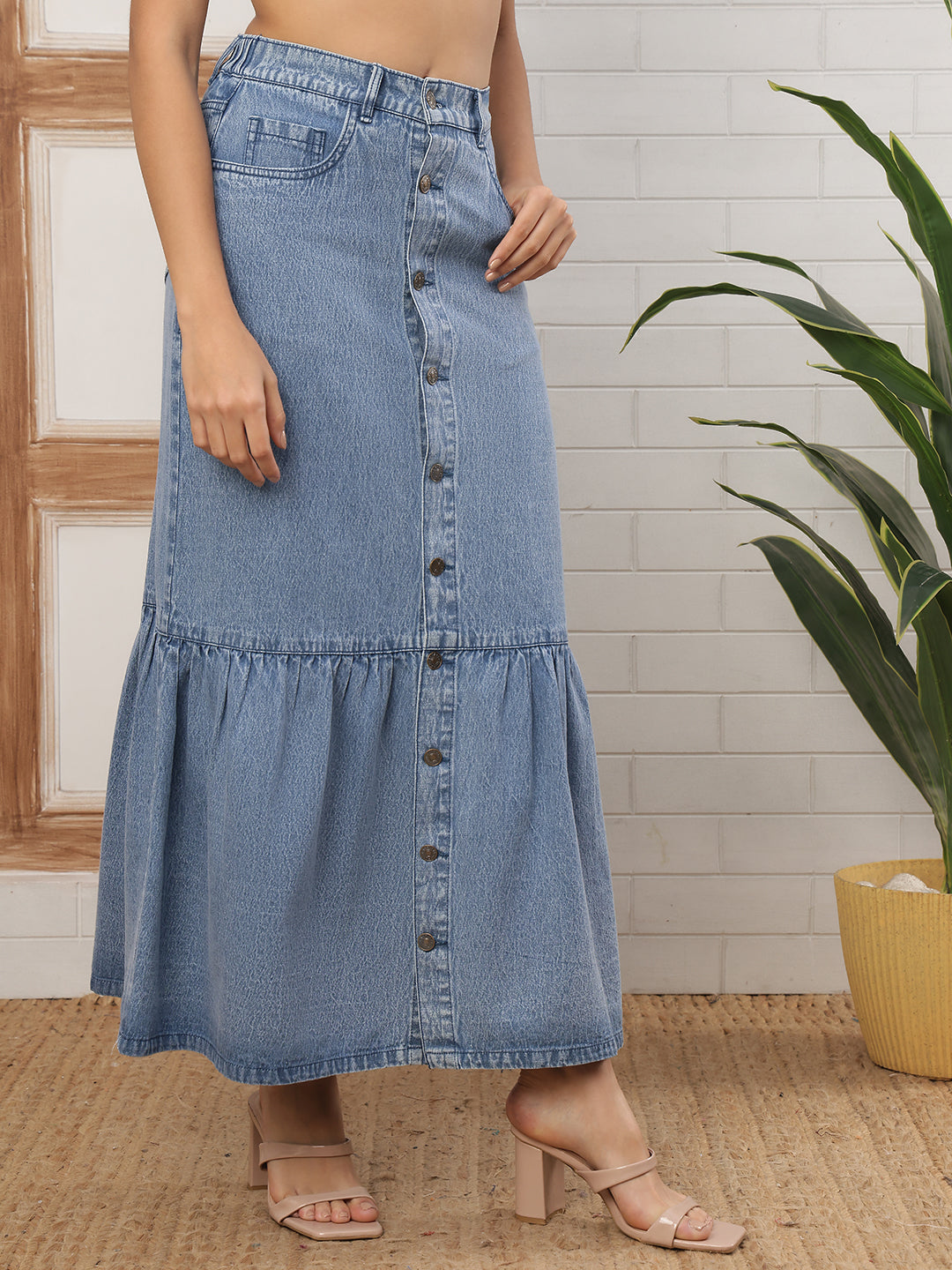 Women’s Light Blue Button-Down Tiered Denim Maxi Skirt