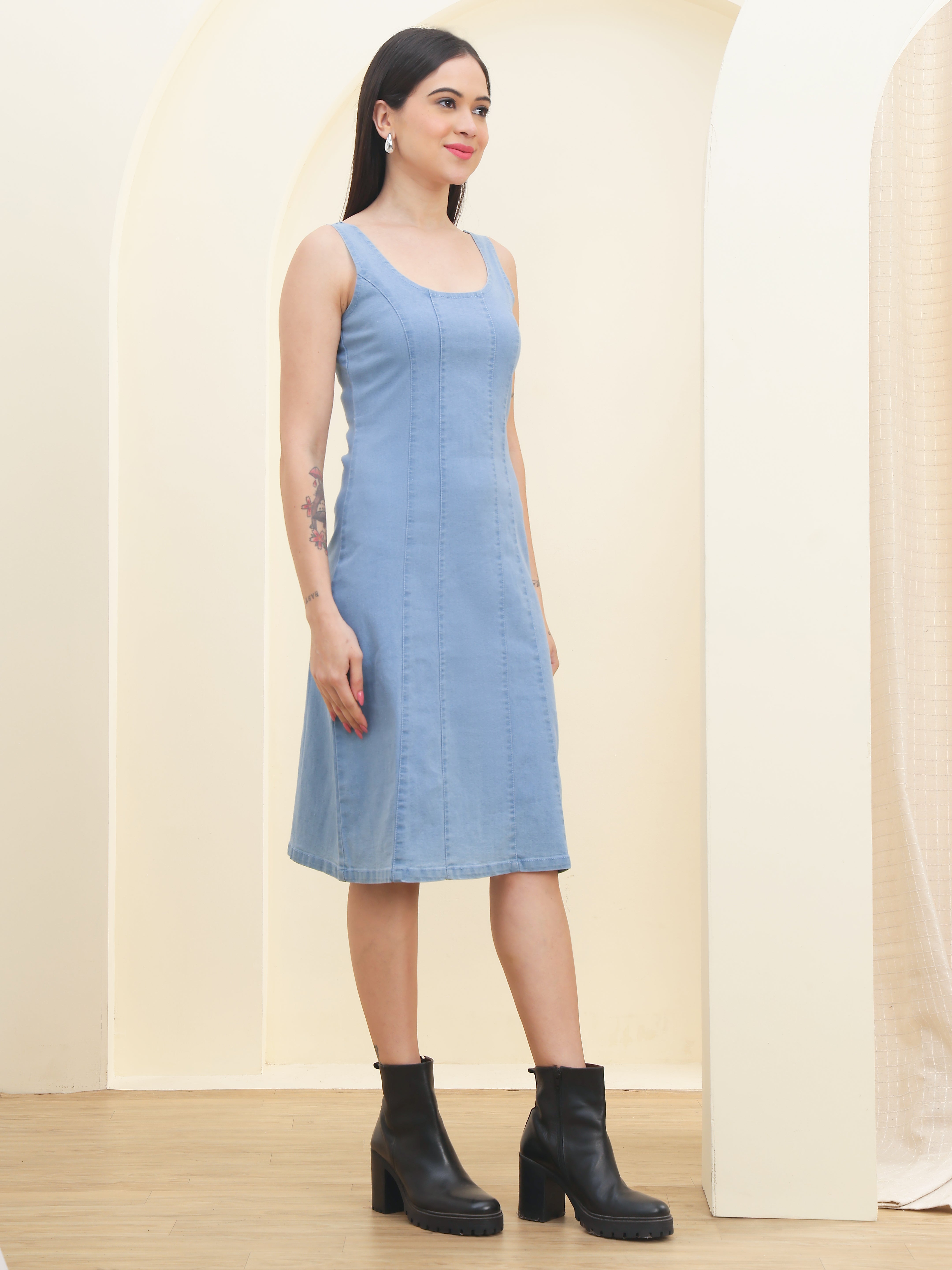 DOZER Light Blue Denim Bodycon Midi Dress