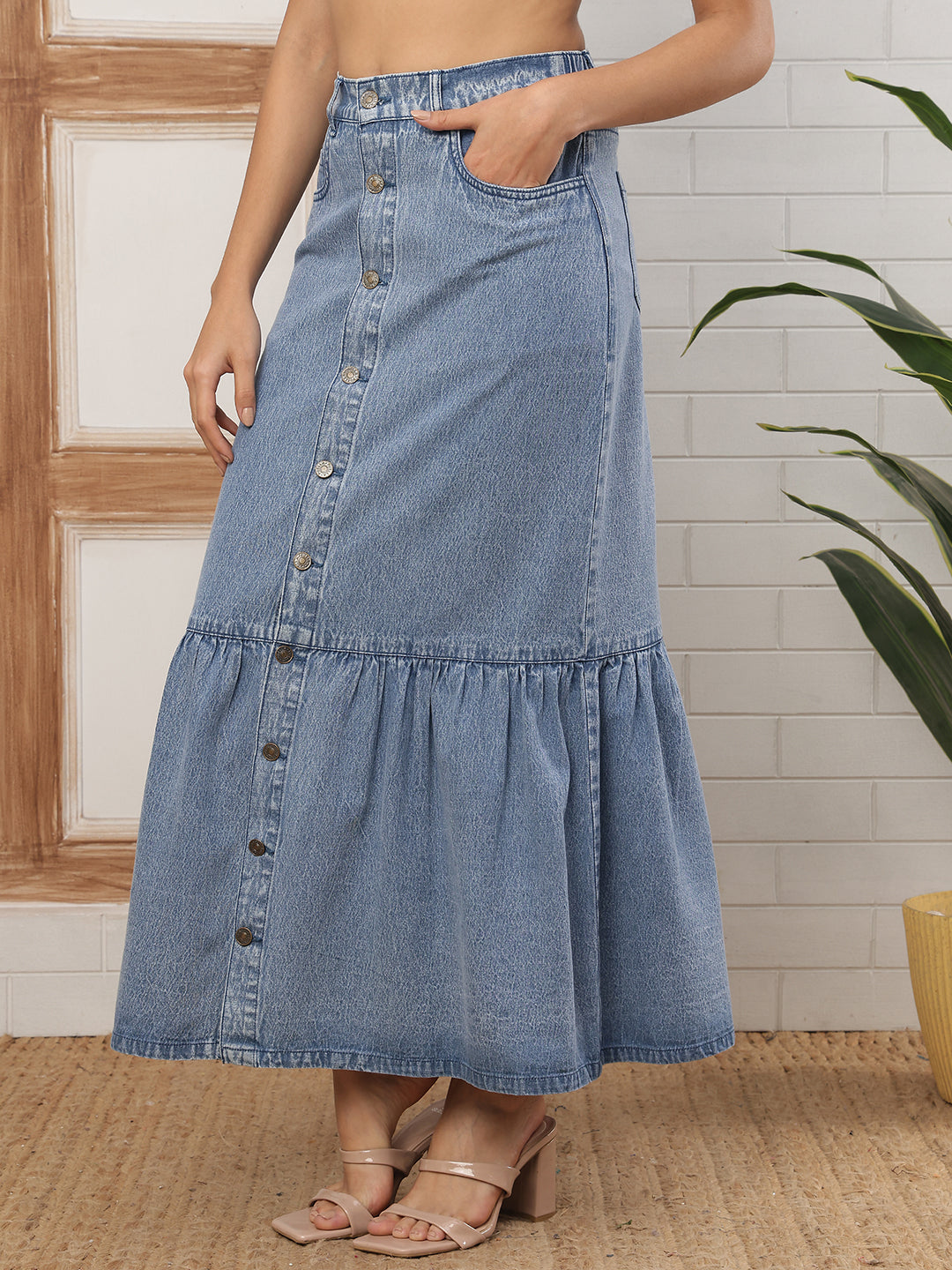 Women’s Light Blue Button-Down Tiered Denim Maxi Skirt