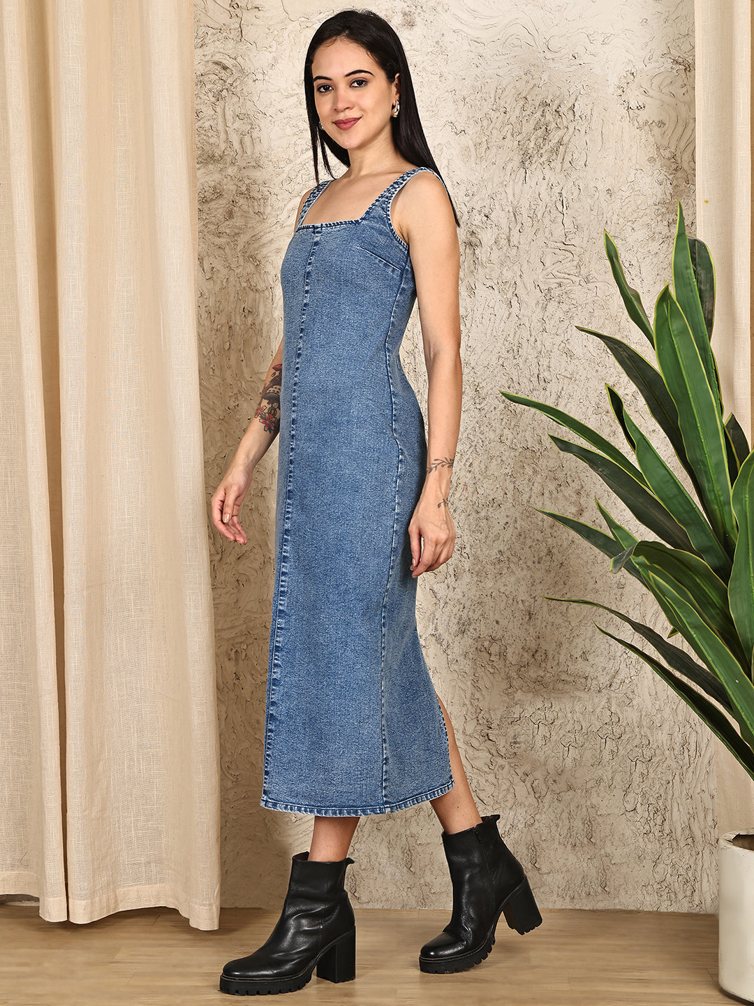 PUELLA Women’s Sleeveless Bodycon Denim Midi Dress with Back Slit & Zipper