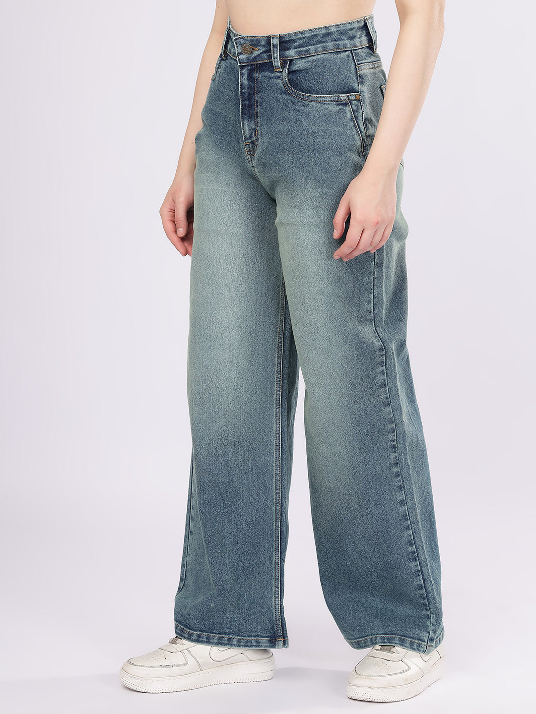 Women’s Green Tint Straight Fit Denim Jeans