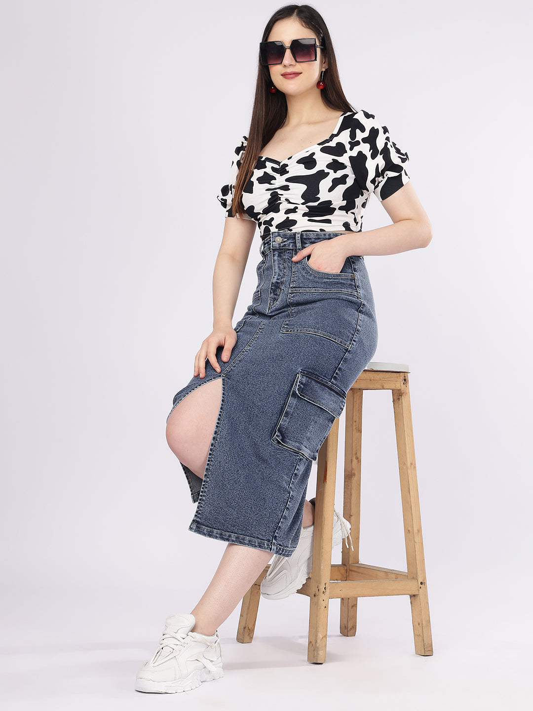 Women’s Blue High-Rise Cargo Denim Skirt
