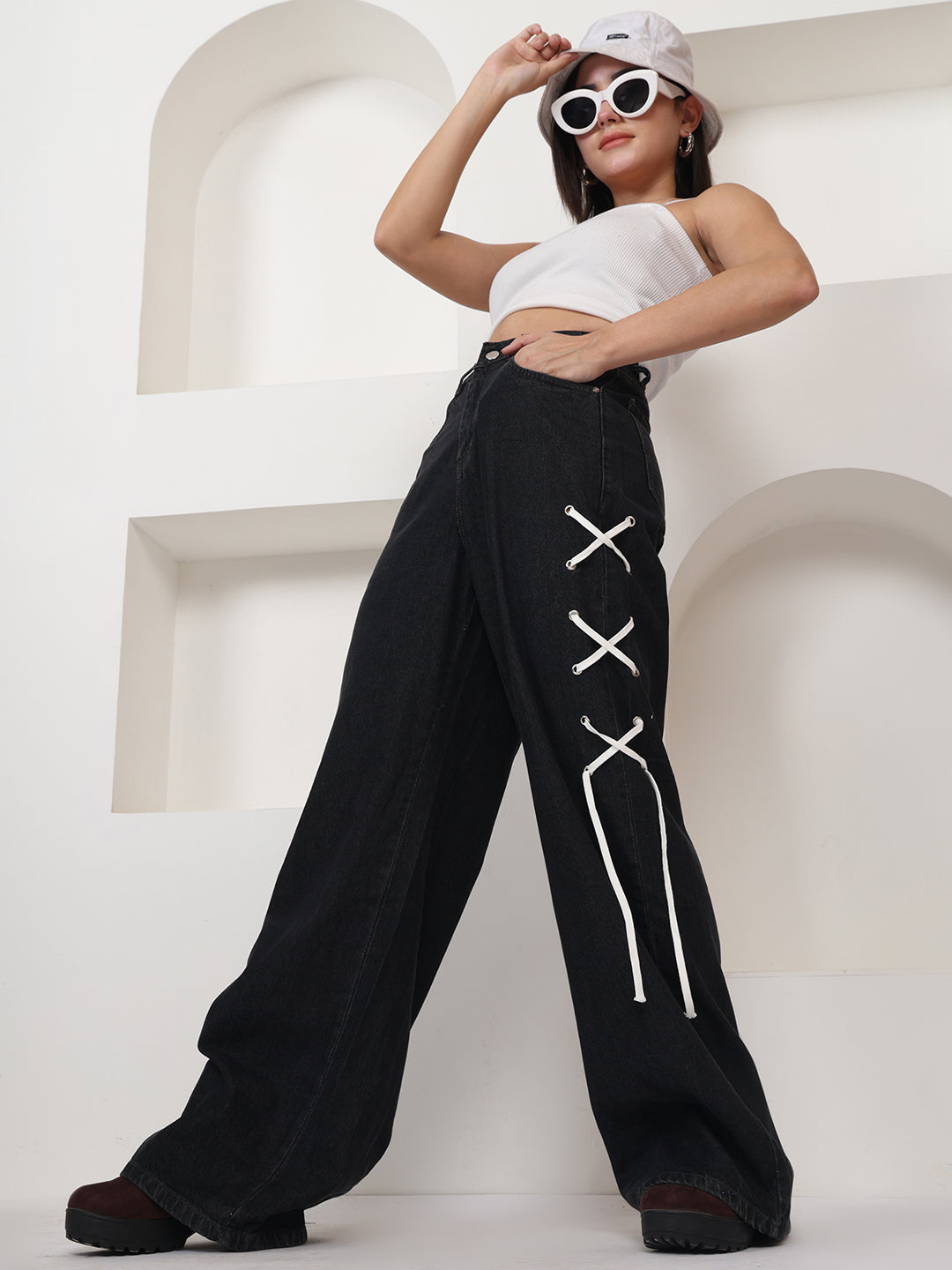PUELLA Women Dark Black High-Rise Wide Leg Jeans with Side Detailing